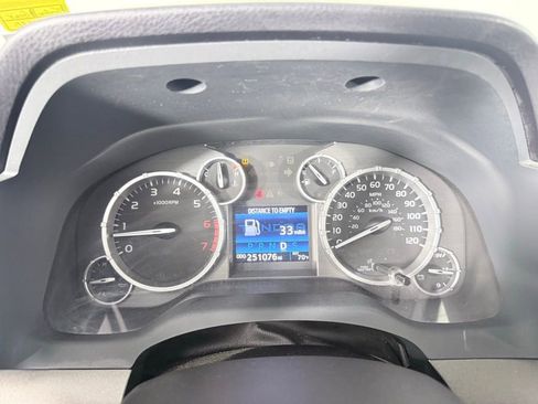 Used 2015 Toyota Tundra SR5 w/ SR5 Upgrade Package image 15