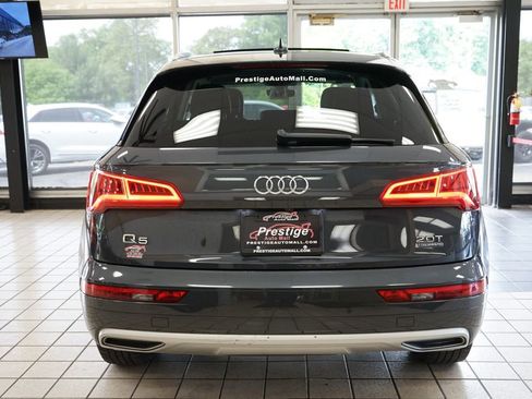 Used 2018 Audi Q5 2.0T Premium Plus w/ Premium Plus Package AWD/4WD image 17