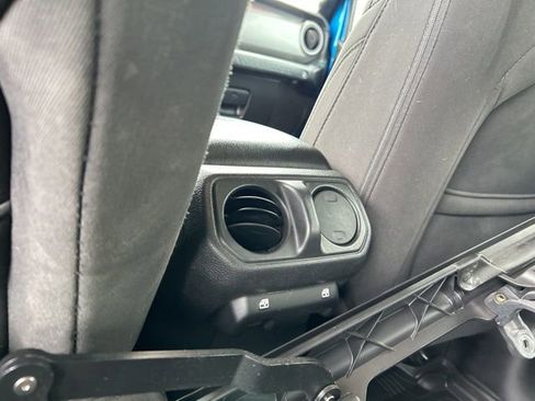 Used 2022 Jeep Wrangler Unlimited Sport AWD/4WD image 41