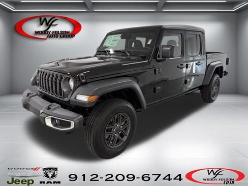 New 2026 Jeep Gladiator Sport AWD/4WD image 1
