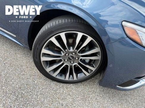 Used 2018 Lincoln Continental Reserve AWD/4WD image 44