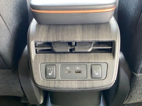 Used 2023 Nissan Ariya FWD image 20