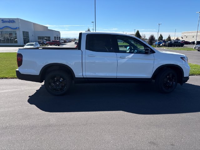 New 2026 Honda Ridgeline Black Edition image 2