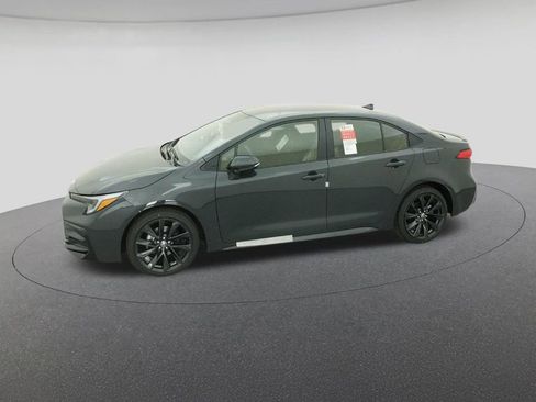 New 2026 Toyota Corolla SE image 2