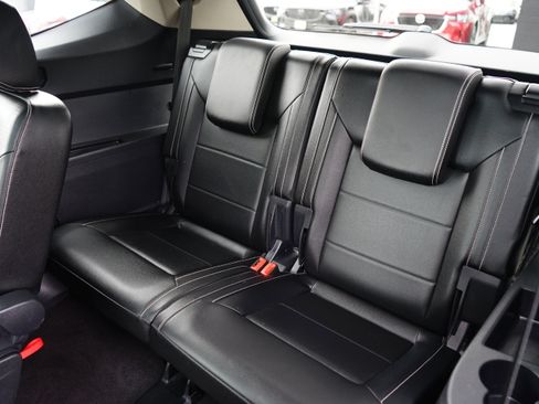 Used 2022 Volkswagen Atlas SE w/ Panoramic Sunroof Package AWD/4WD image 16