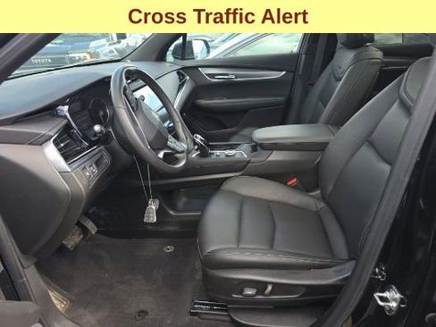 Used 2024 Cadillac XT6 Luxury w/ LPO, Floor Liner Package AWD/4WD image 10