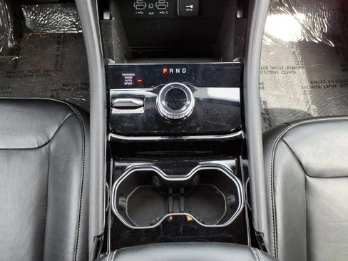Used 2022 Jeep Grand Cherokee L Limited AWD/4WD image 19