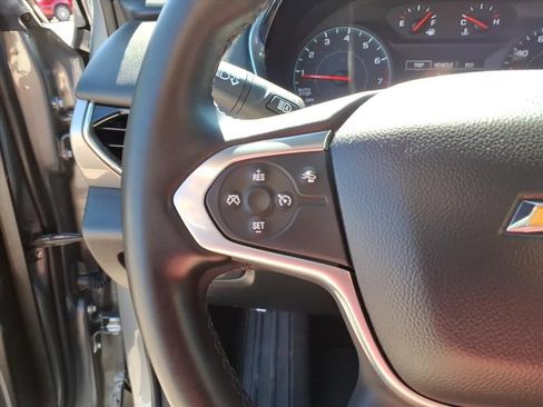 Used 2023 Chevrolet Traverse LT image 21