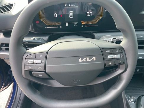 New 2026 Kia K4 FWD image 13
