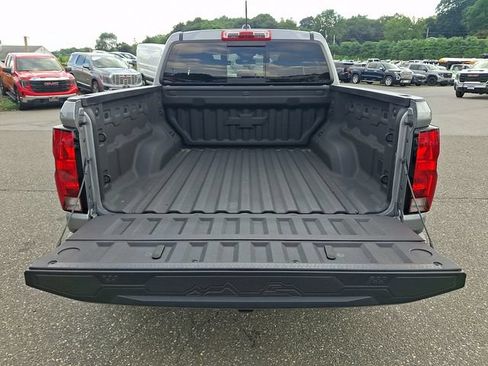Used 2025 Chevrolet Colorado Trail Boss AWD/4WD image 32