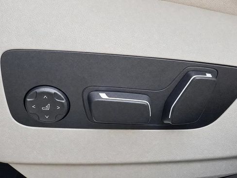 New 2027 BMW i5 eDrive40 RWD image 18