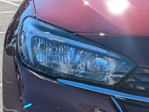 Used 2023 Buick Encore GX Preferred image 9