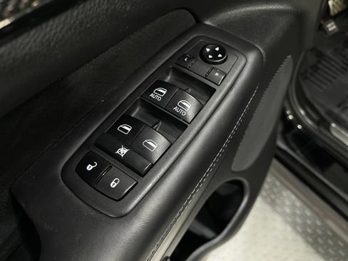 Used 2020 Jeep Grand Cherokee Trackhawk AWD/4WD image 16