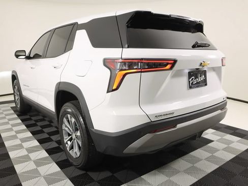 Used 2026 Chevrolet Equinox LT w/ LPO, Floor Liner Package FWD image 3