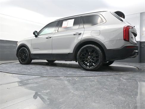 Used 2022 Kia Telluride EX w/ EX Premium Package image 31