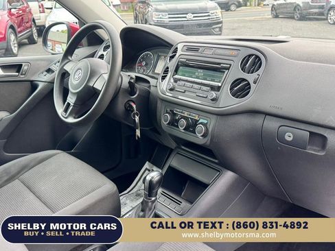 Used 2012 Volkswagen Tiguan S image 14