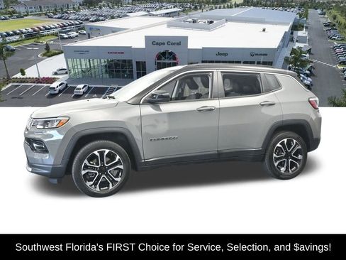 Certified 2022 Jeep Compass Limited image 2