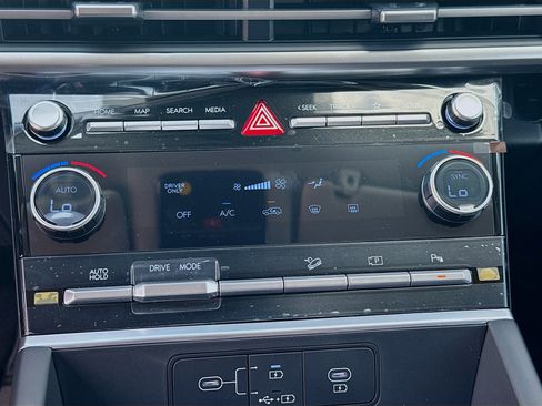 New 2026 Hyundai Santa Fe SE FWD image 12
