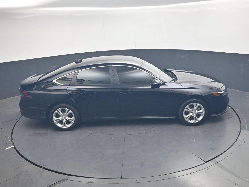 Used 2023 Honda Accord LX image 24