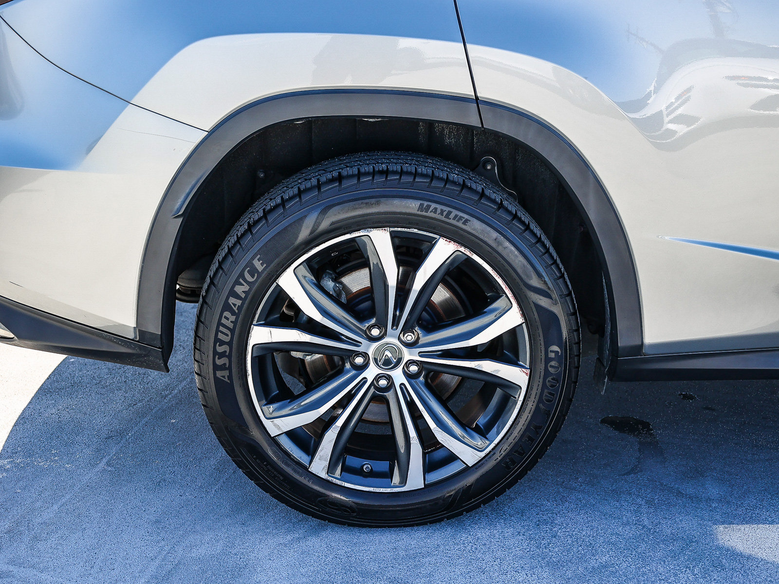 Used 2019 Lexus RX 350 FWD w/ Navigation Package image 8