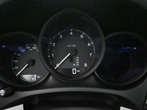 New 2025 Porsche Macan image 24