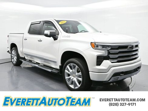 Used 2023 Chevrolet Silverado 1500 High Country w/ High Country Premium Package image 1