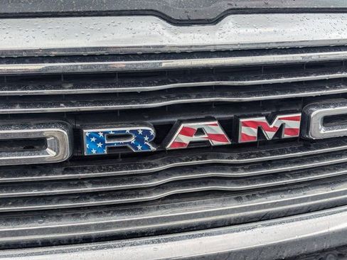 Used 2019 RAM 1500 Laramie image 10