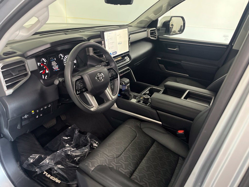 Used 2023 Toyota Tundra Limited AWD/4WD image 25