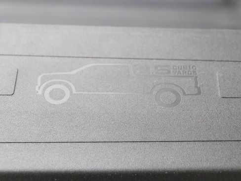 Used 2025 Ford F250 Platinum w/ Platinum Plus Package image 14