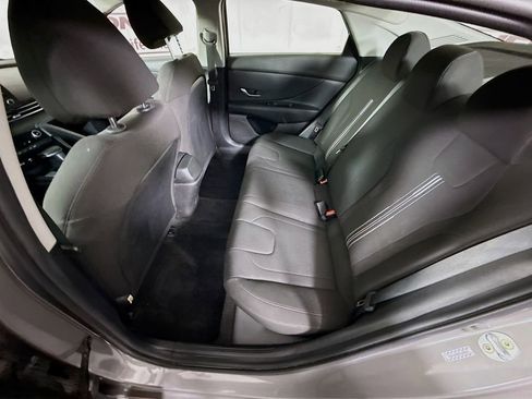 Certified 2021 Hyundai Elantra SEL FWD image 26