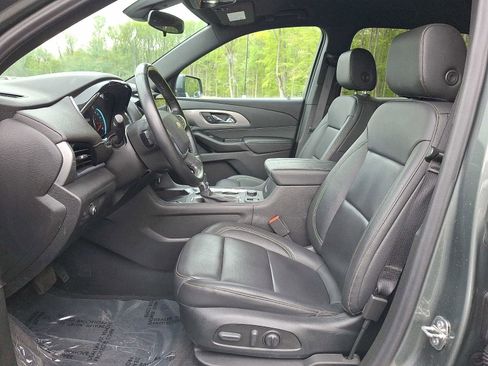 Used 2023 Chevrolet Traverse LT w/ LPO, Roadside Safety Package AWD/4WD image 14
