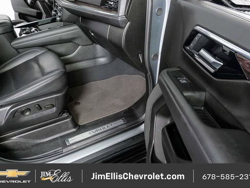Certified 2025 Chevrolet Tahoe LT AWD/4WD image 24