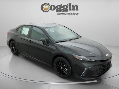 New 2026 Toyota Camry SE FWD image 26