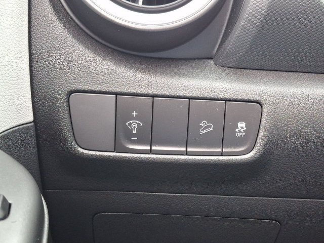 Certified 2023 Hyundai Kona SEL AWD/4WD image 23