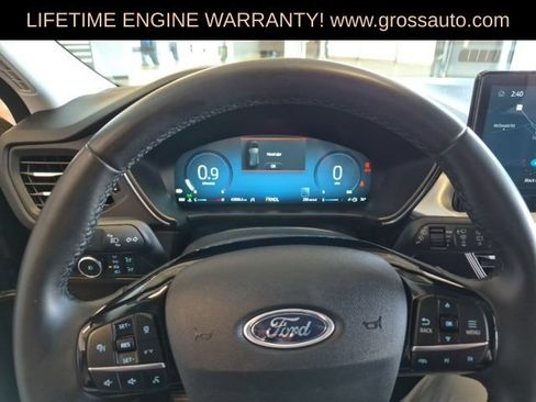 Used 2024 Ford Escape Platinum AWD/4WD image 19
