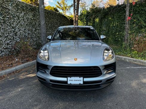 Used 2021 Porsche Macan image 2