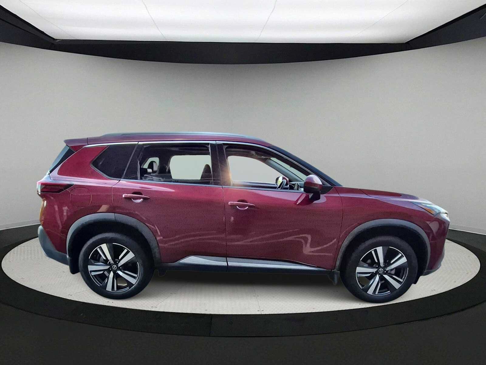 Used 2021 Nissan Rogue SL w/ Premium Package FWD image 9