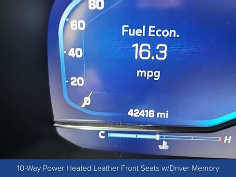 Used 2022 Chevrolet Tahoe Z71 w/ Luxury Package image 7