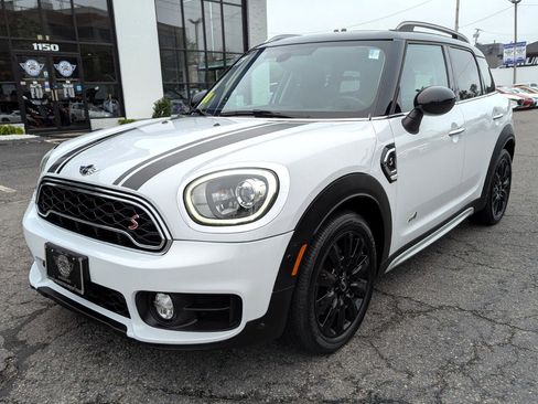 Used 2017 MINI Cooper Countryman S image 3