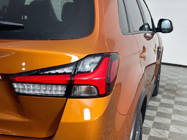 Used 2024 Mitsubishi Outlander Sport AWD image 32