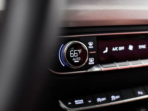 Used 2019 Audi SQ5 Premium Plus w/ Premium Plus Package image 32