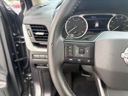 Used 2025 Nissan Rogue SV AWD/4WD image 20