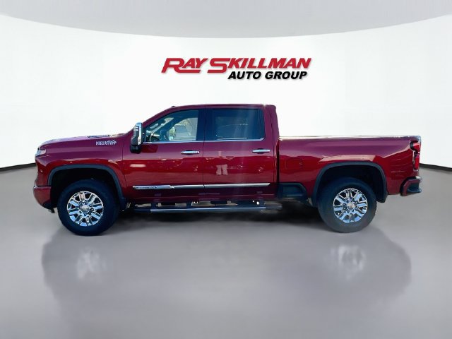 Used 2024 Chevrolet Silverado 2500 High Country w/ High Country Premium Package AWD/4WD image 4