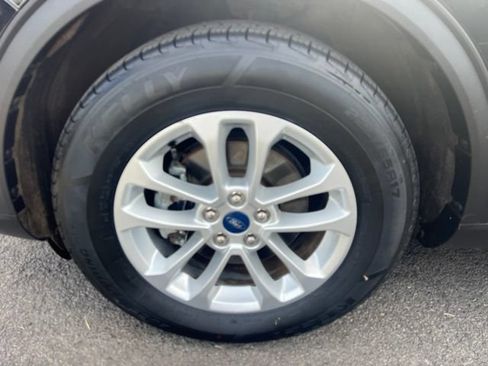 Used 2020 Ford Escape SE AWD/4WD image 4