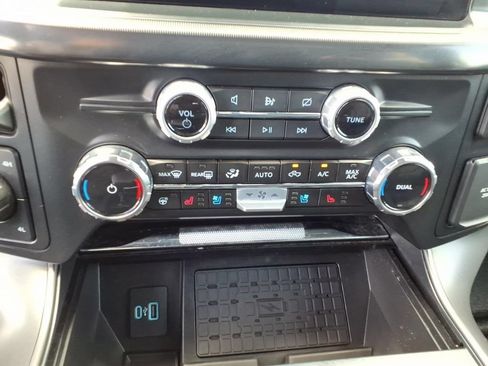 Used 2024 Ford F150 Lariat w/ Equipment Group 502A High AWD/4WD image 32