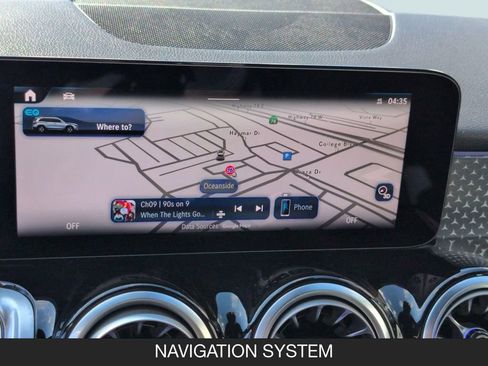 Used 2024 Mercedes-Benz EQB 250+ image 17