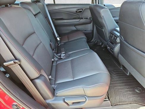 Used 2024 Honda Passport Black Edition image 22