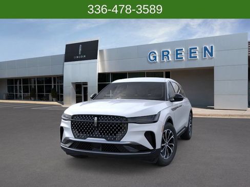 New 2026 Lincoln Nautilus Premier AWD/4WD image 2