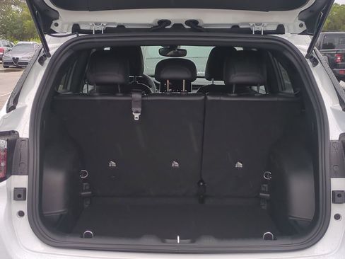 New 2026 Jeep Compass Latitude image 13