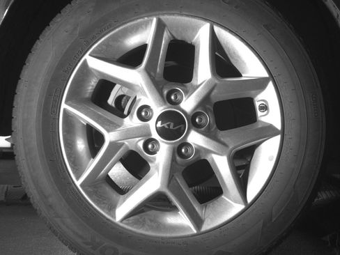 Used 2025 Kia Soul LX w/ LX Technology Package image 15